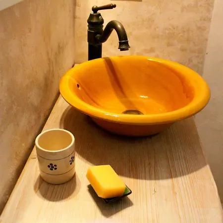 Giovannarolla House 4* أوستوني