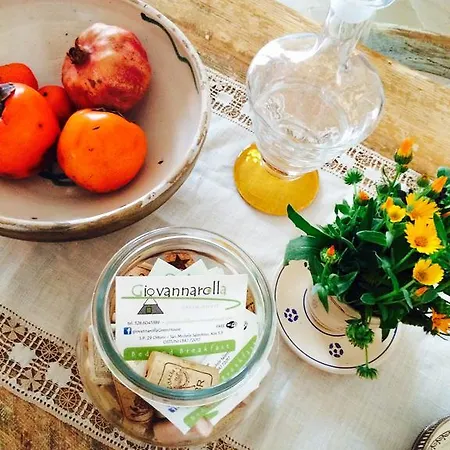 Giovannarolla House Couette-café Ostuni