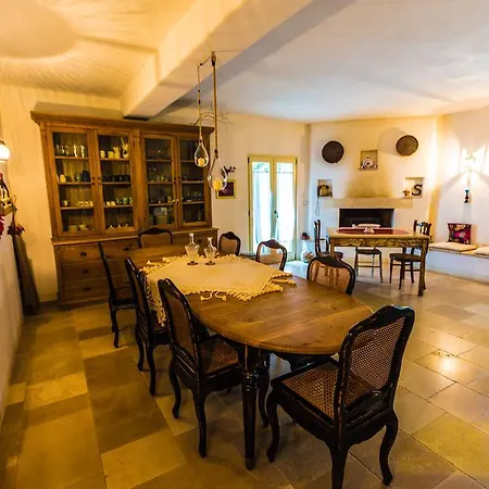 Giovannarolla House 4*