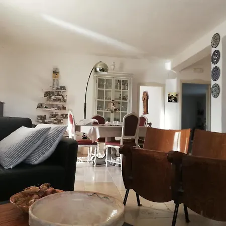 Couette-café Giovannarolla House 4*