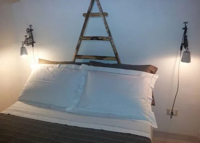 Giovannarolla House 4* אוסטוני