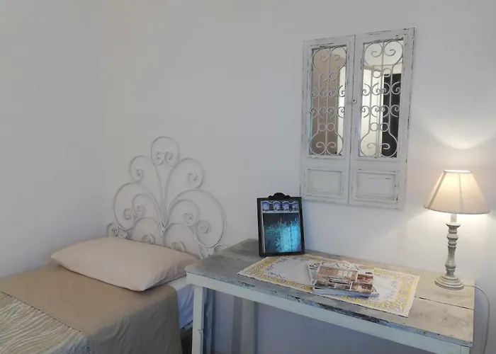 Giovannarolla House לינה וארוחת בוקר אוסטוני